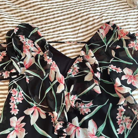 Floral dress - Picture 3 of 4